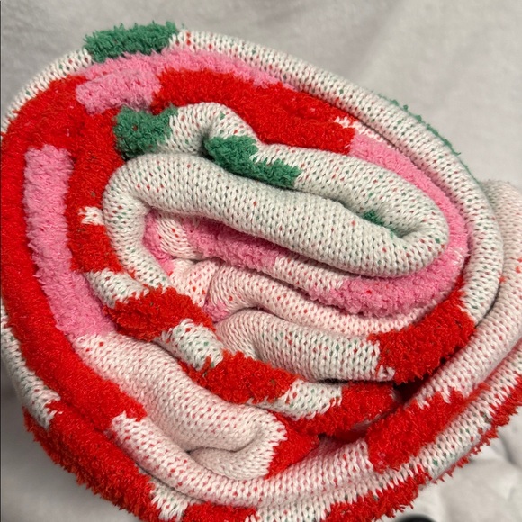 Pillowfort Candy Knit And Chenille Throw Blanket - Picture 4 of 7